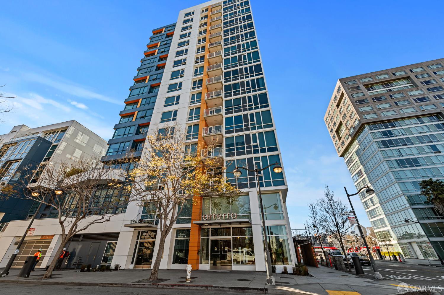 300 Berry Street, Unit 721 San Francisco, CA 94158 - Photo 2 of 27 front view of a building