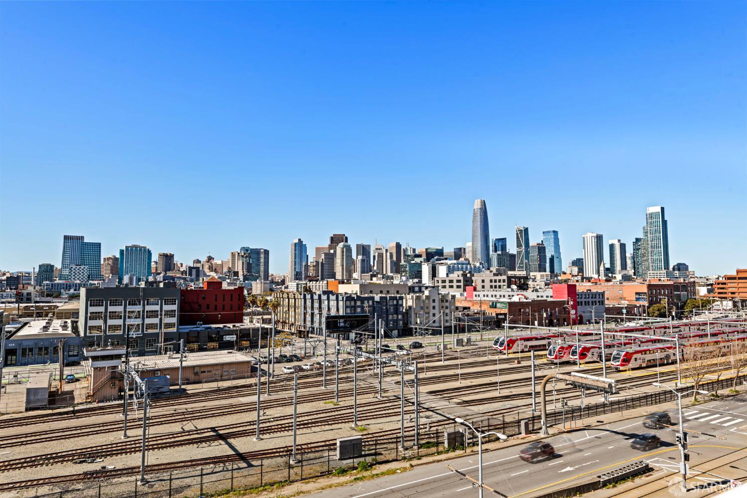 300 Berry Street, Unit 721 San Francisco, CA 94158 - Photo 21 of 27 a view of a city