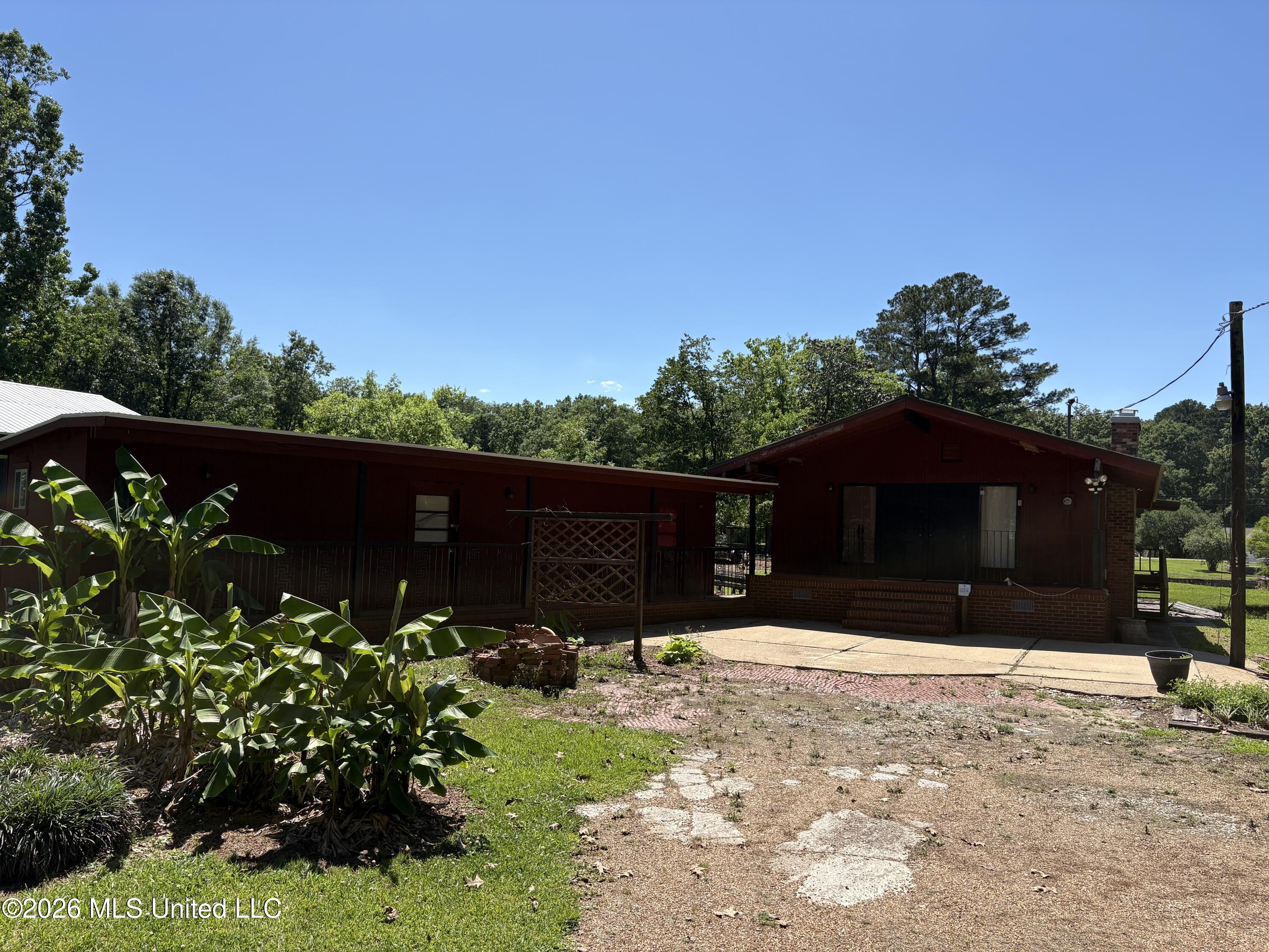 305 Lake Harbor Road Brandon, MS 39047 - Photo 1 of 31 IMG_7764