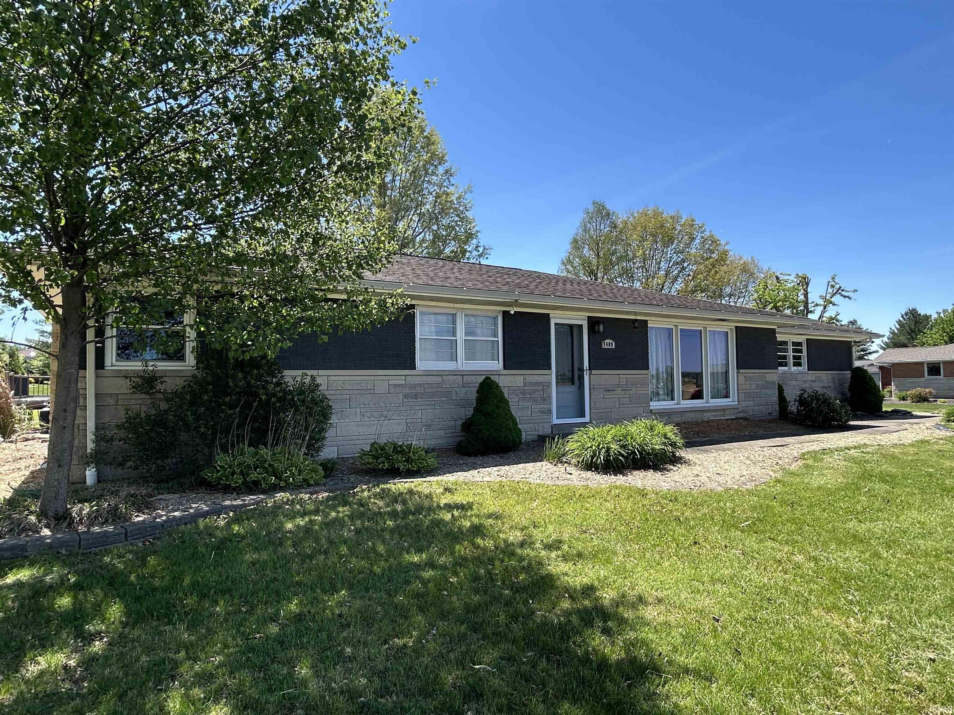 1409 West 36th Street Jasper, IN 47546 - Photo 2 of 27