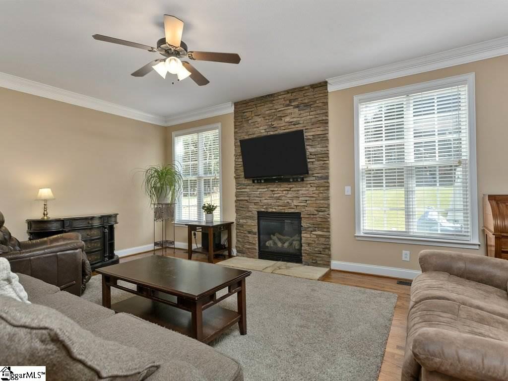 2 Cunningham Point Court Greer, SC 29651 - Photo 6 of 36