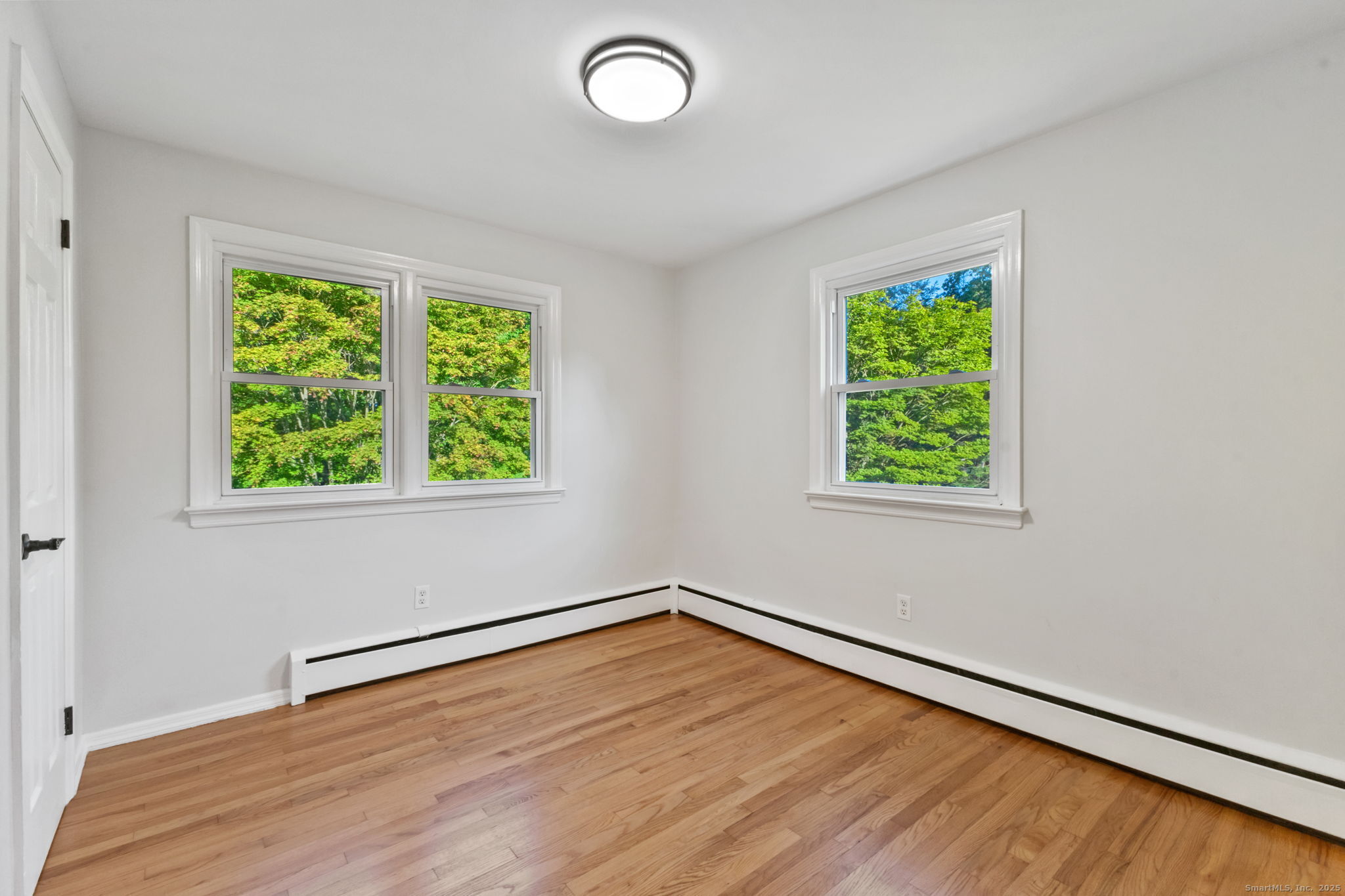 8 Lloyd Road Norwalk, CT 06850 - Photo 11 of 20