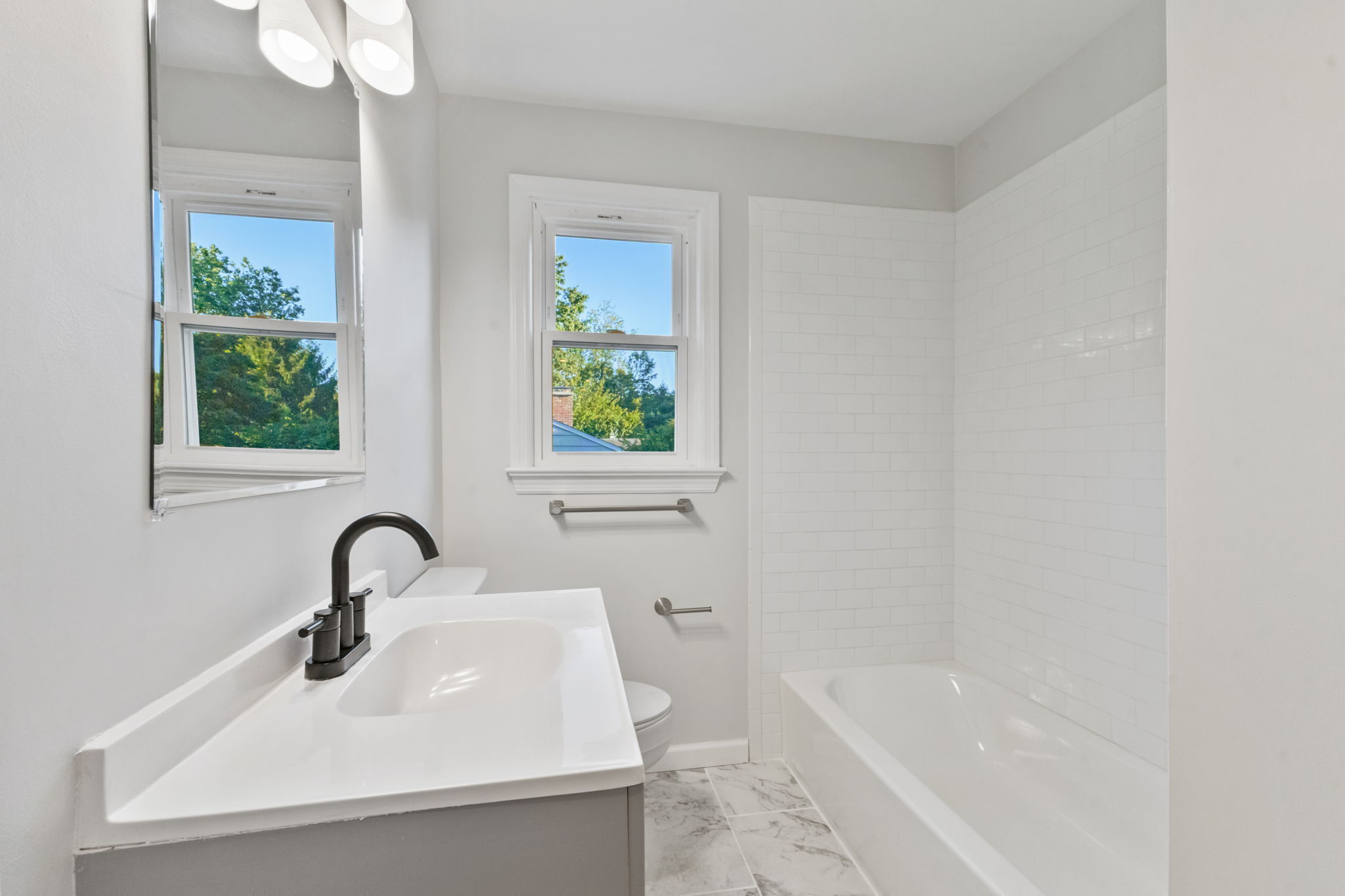 8 Lloyd Road Norwalk, CT 06850 - Photo 12 of 20