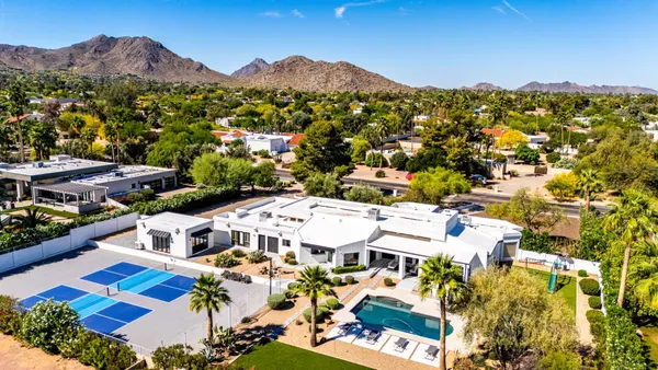 $17,500 | 9917 North 52nd Street, Paradise Valley, AZ 85253