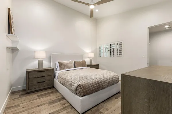 $17,500 | 9917 North 52nd Street, Paradise Valley, AZ 85253