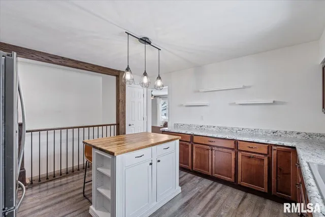 $225,000 | 102 Amber Lane, Geneseo, IL 61254