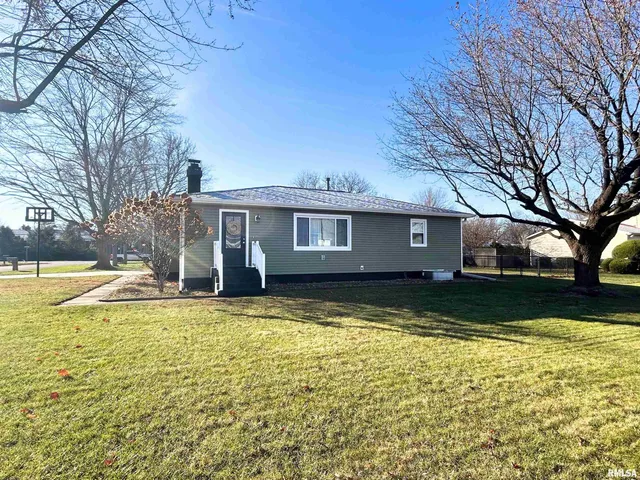 $225,000 | 102 Amber Lane, Geneseo, IL 61254