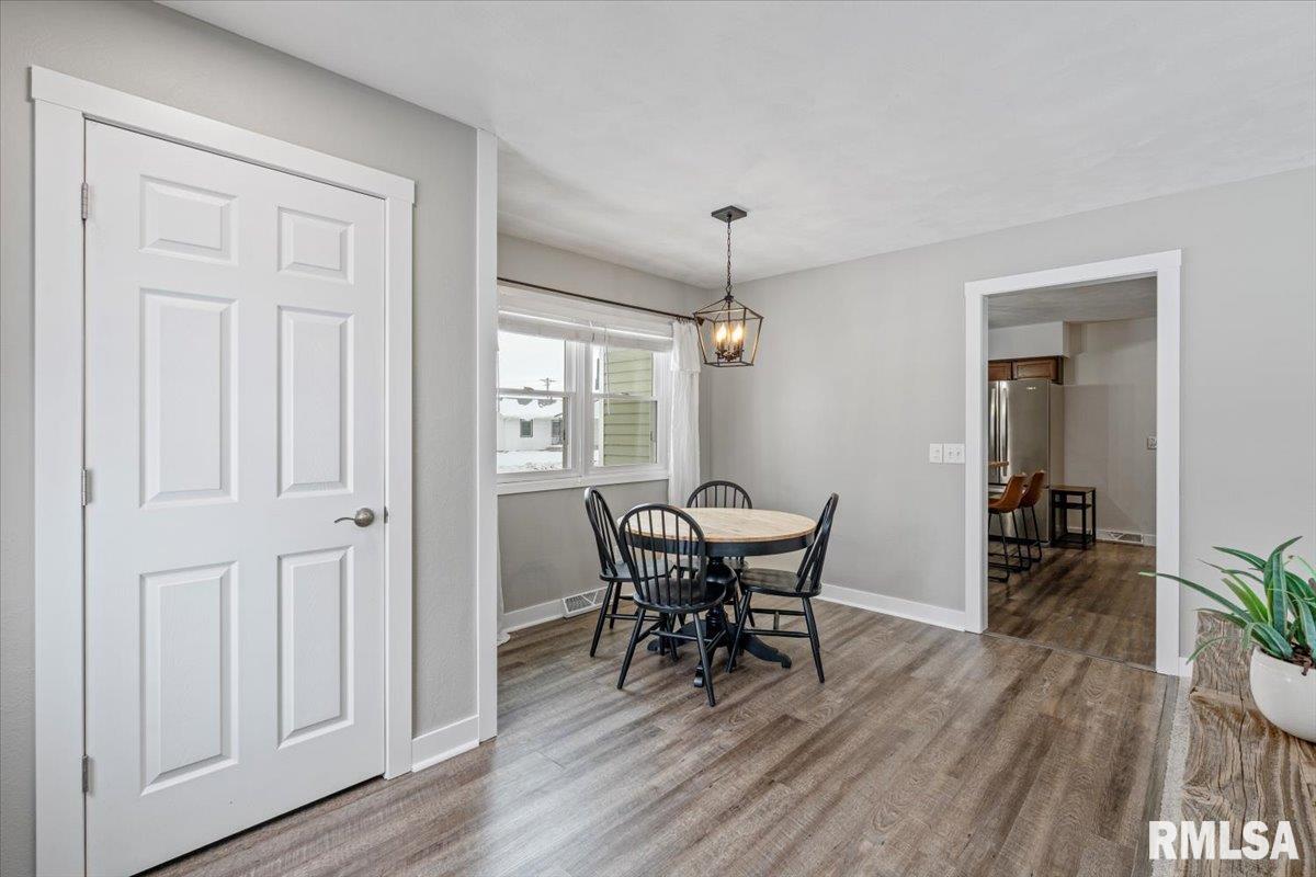 102 Amber Lane Geneseo, IL 61254 - Photo 7 of 62