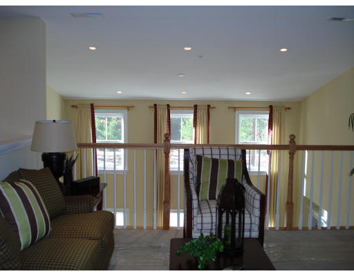 33 Owen Road, Unit 74 Norton, MA 02766 - Photo 4 of 4 Gallery Image 4