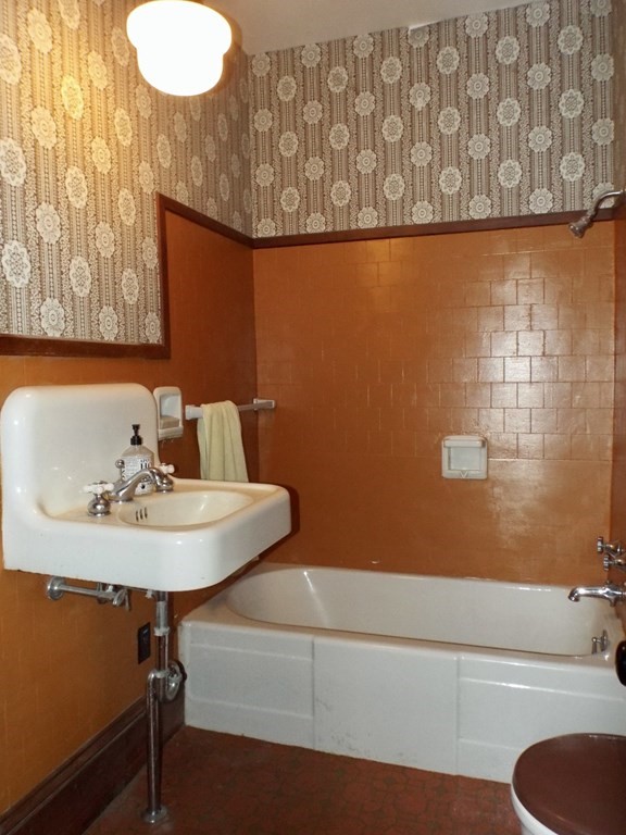 14 Main Road Colrain, MA 01340 - Photo 27 of 42