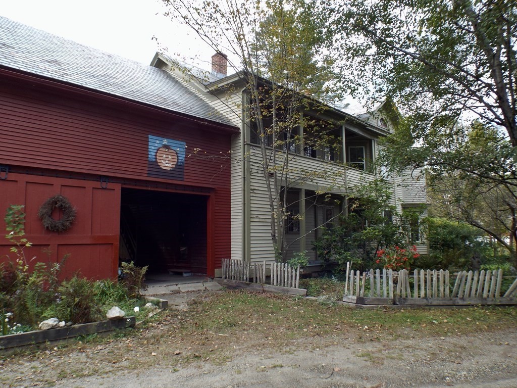 14 Main Road Colrain, MA 01340 - Photo 4 of 42