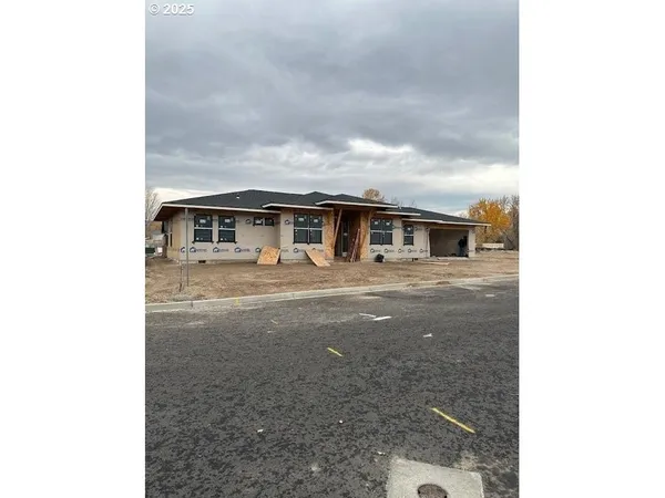$598,650 | 904 Southwest 43rd Street, Pendleton, OR 97801