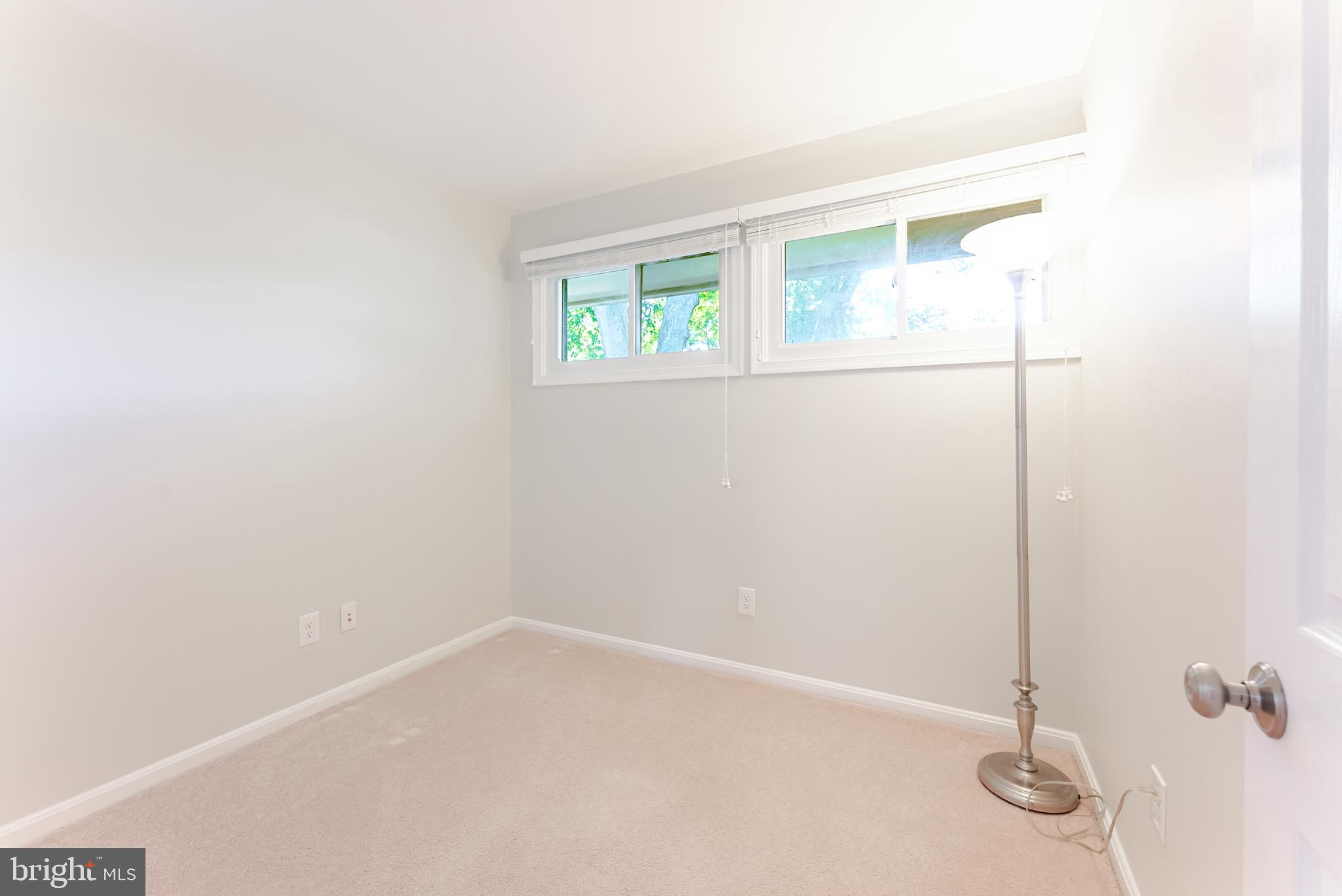 5825 Atteentee Road Springfield, VA 22150 - Photo 21 of 37