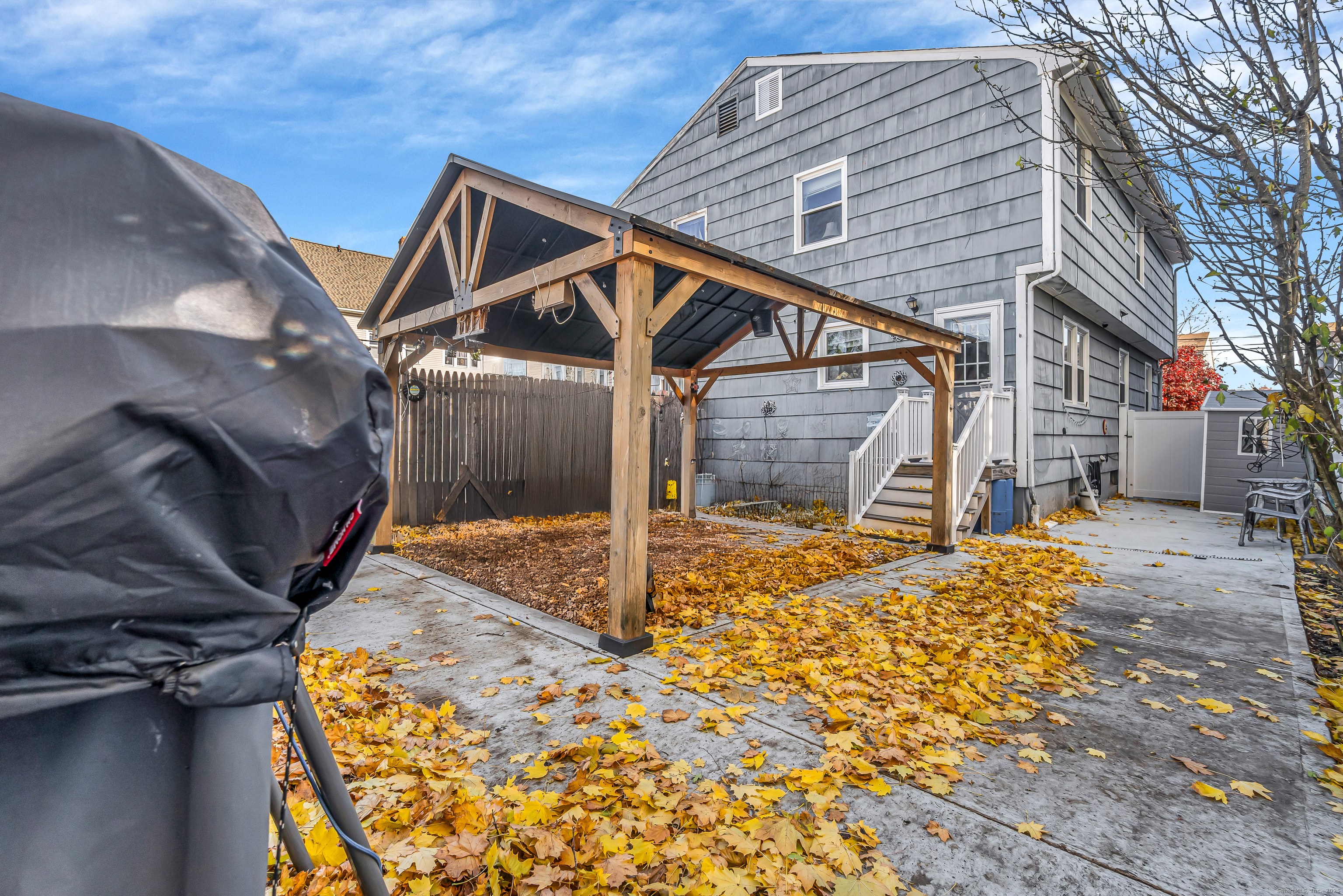 35 Kent Avenue Bridgeport, CT 06610 - Photo 22 of 27