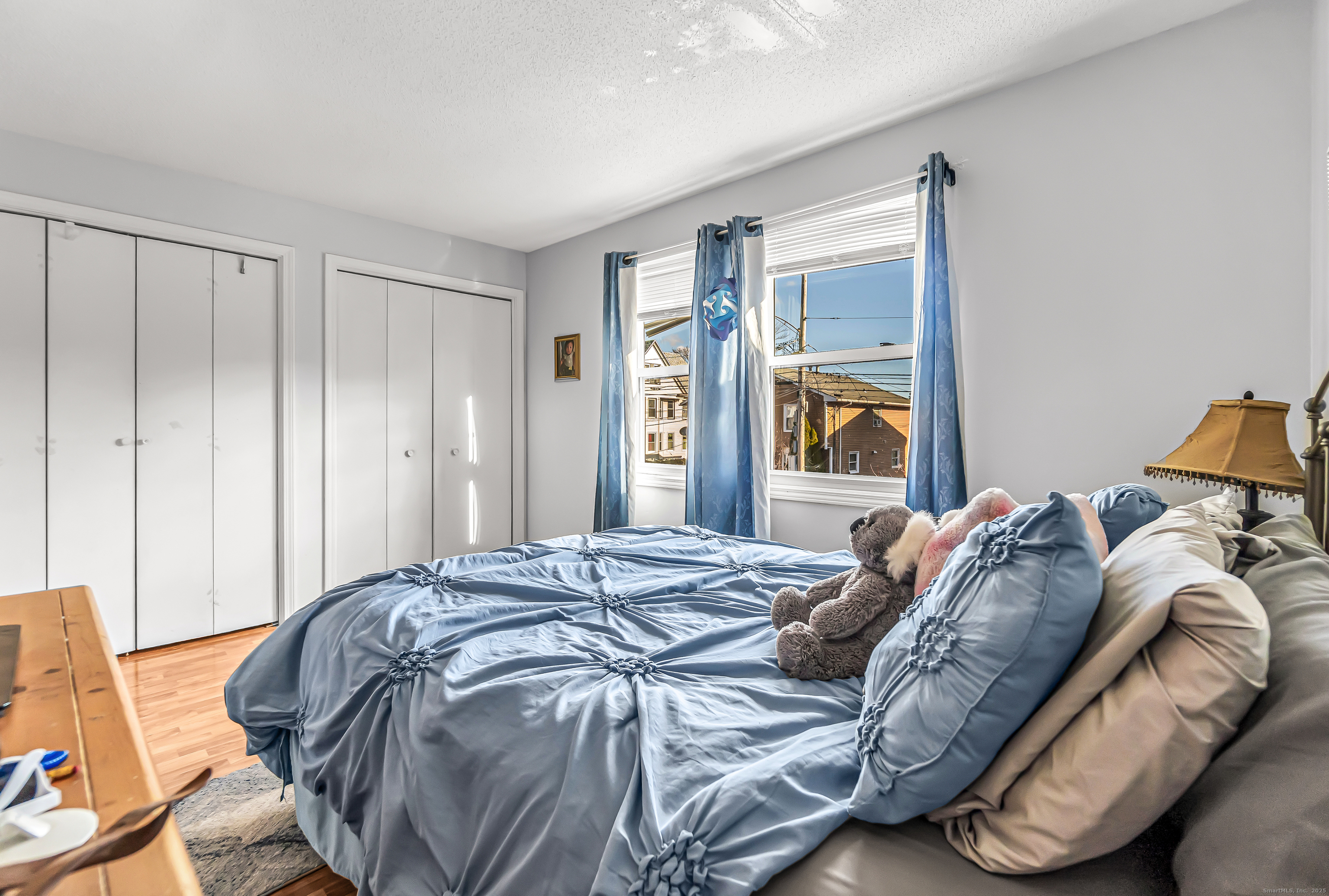 35 Kent Avenue Bridgeport, CT 06610 - Photo 9 of 27