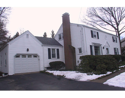25 Queensview Road Marlborough, MA 01752 - Photo 1 of 8 Gallery Image 1