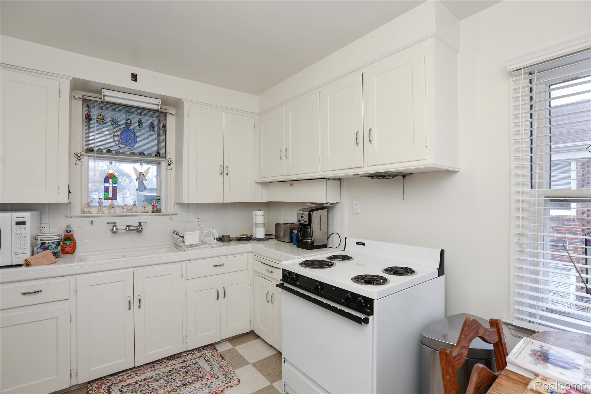 857-859 Neff Road Grosse Pointe, MI 48230 - Photo 32 of 47 Gallery Image 32