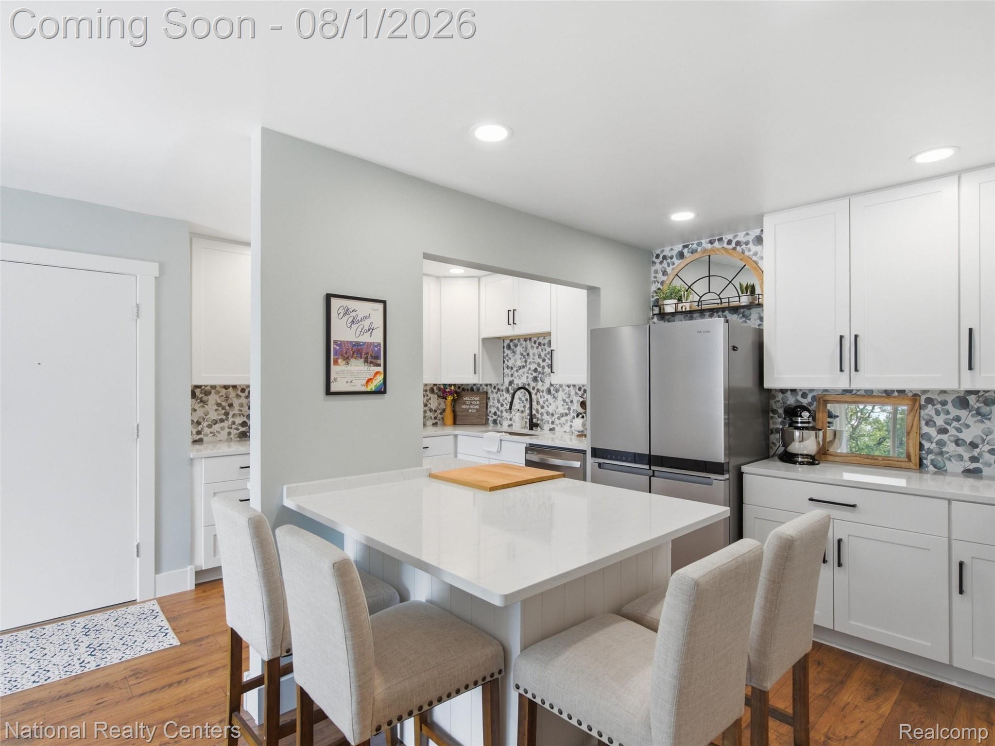 4909 Crooks Road, Unit C11 Royal Oak, MI 48073 - Photo 2 of 27 03-DSC09713.jpg