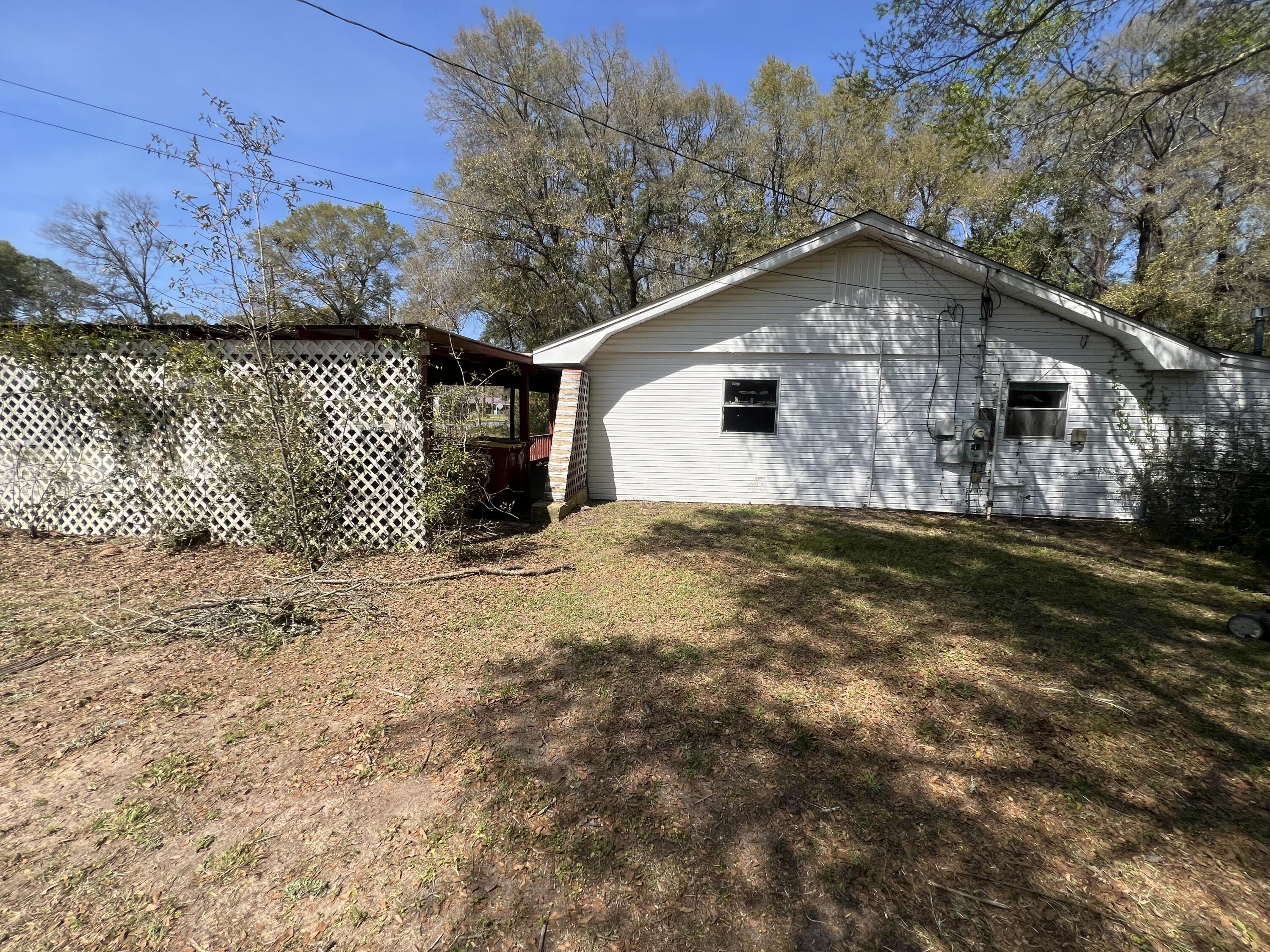 301 Victory Lane Crestview, FL 32539 - Photo 16 of 19 IMG_7754