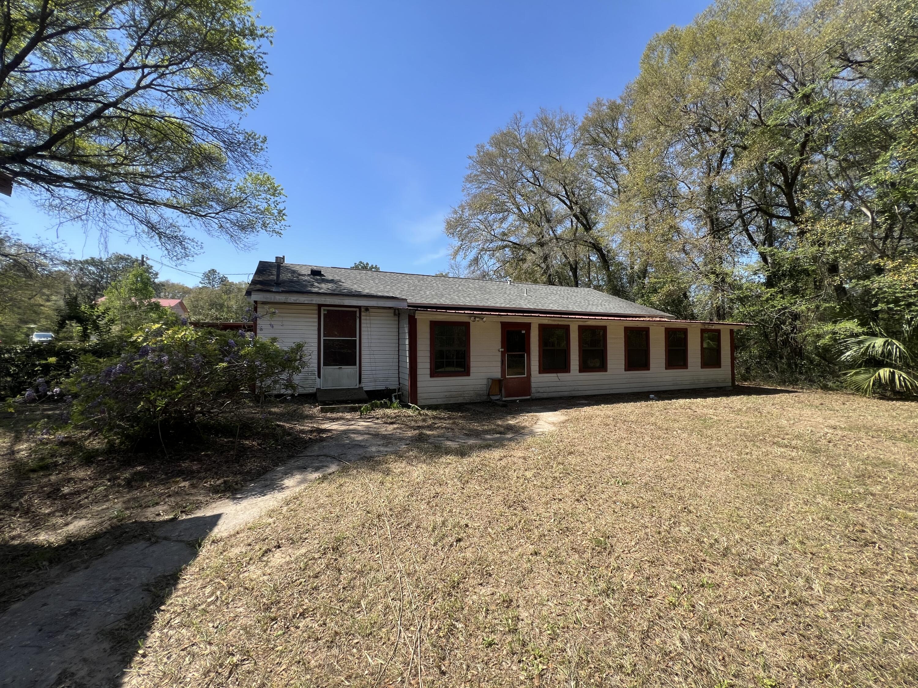 301 Victory Lane Crestview, FL 32539 - Photo 17 of 19 IMG_7755