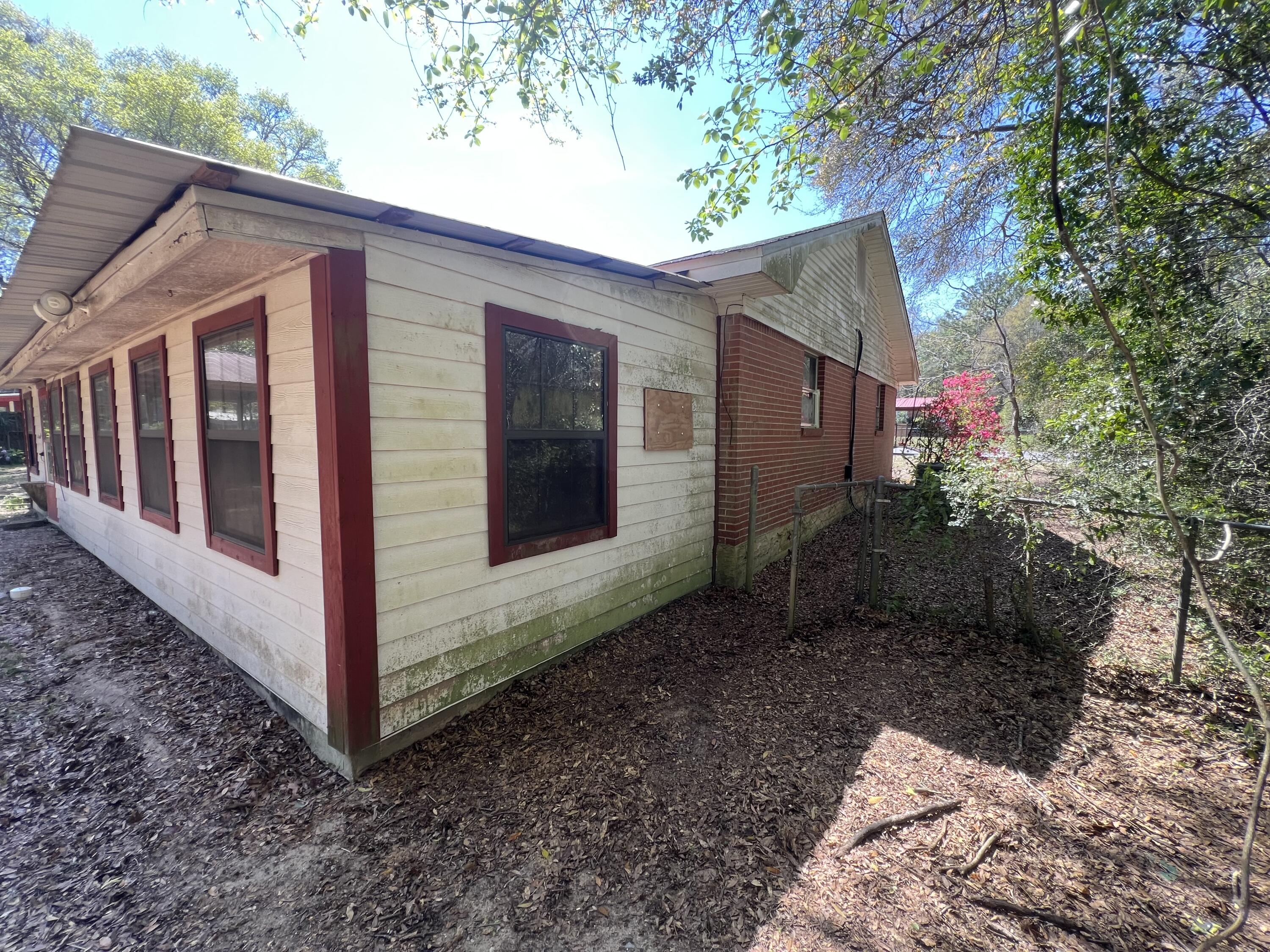 301 Victory Lane Crestview, FL 32539 - Photo 18 of 19 IMG_7756