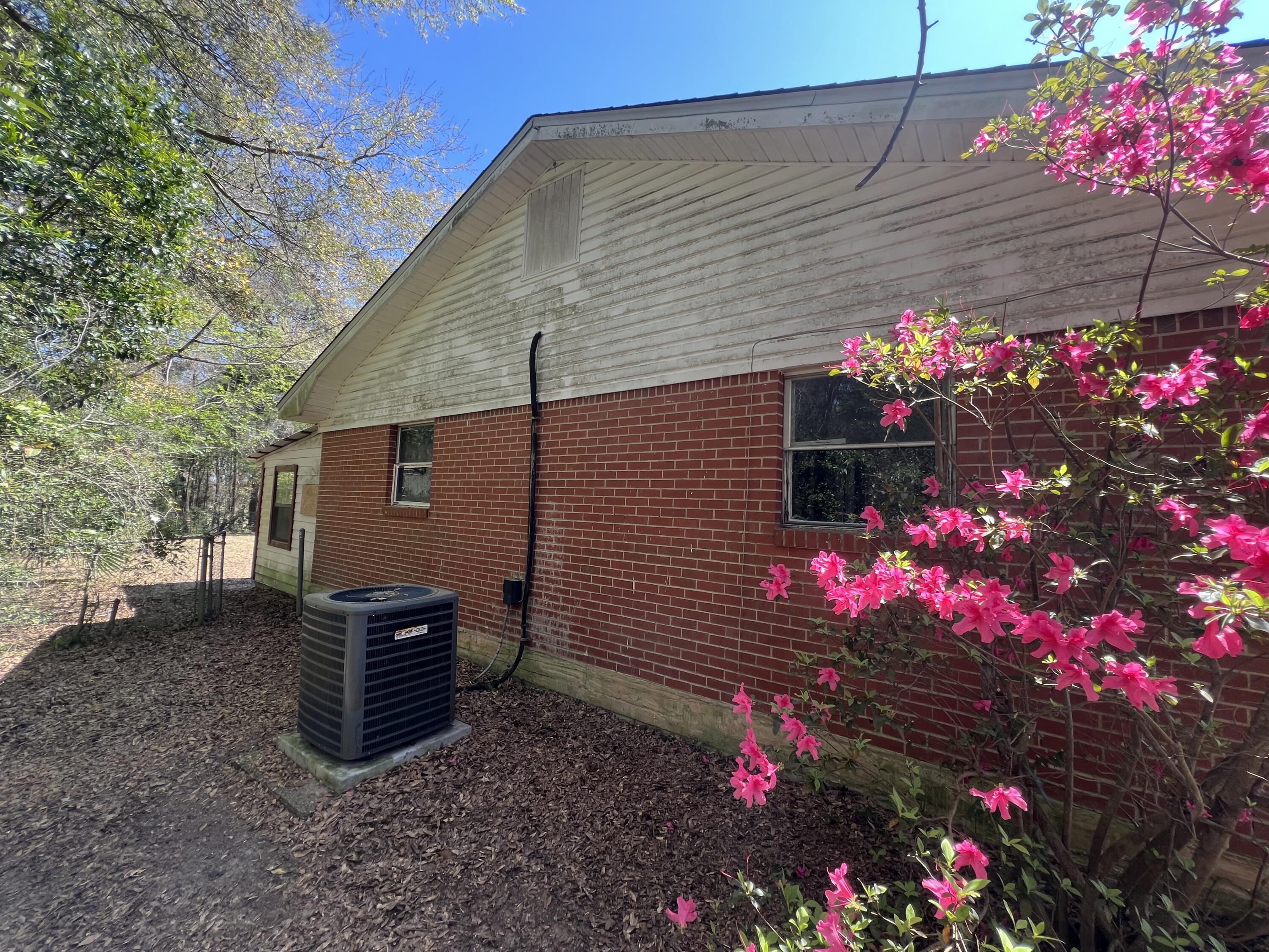 301 Victory Lane Crestview, FL 32539 - Photo 19 of 19 IMG_7757
