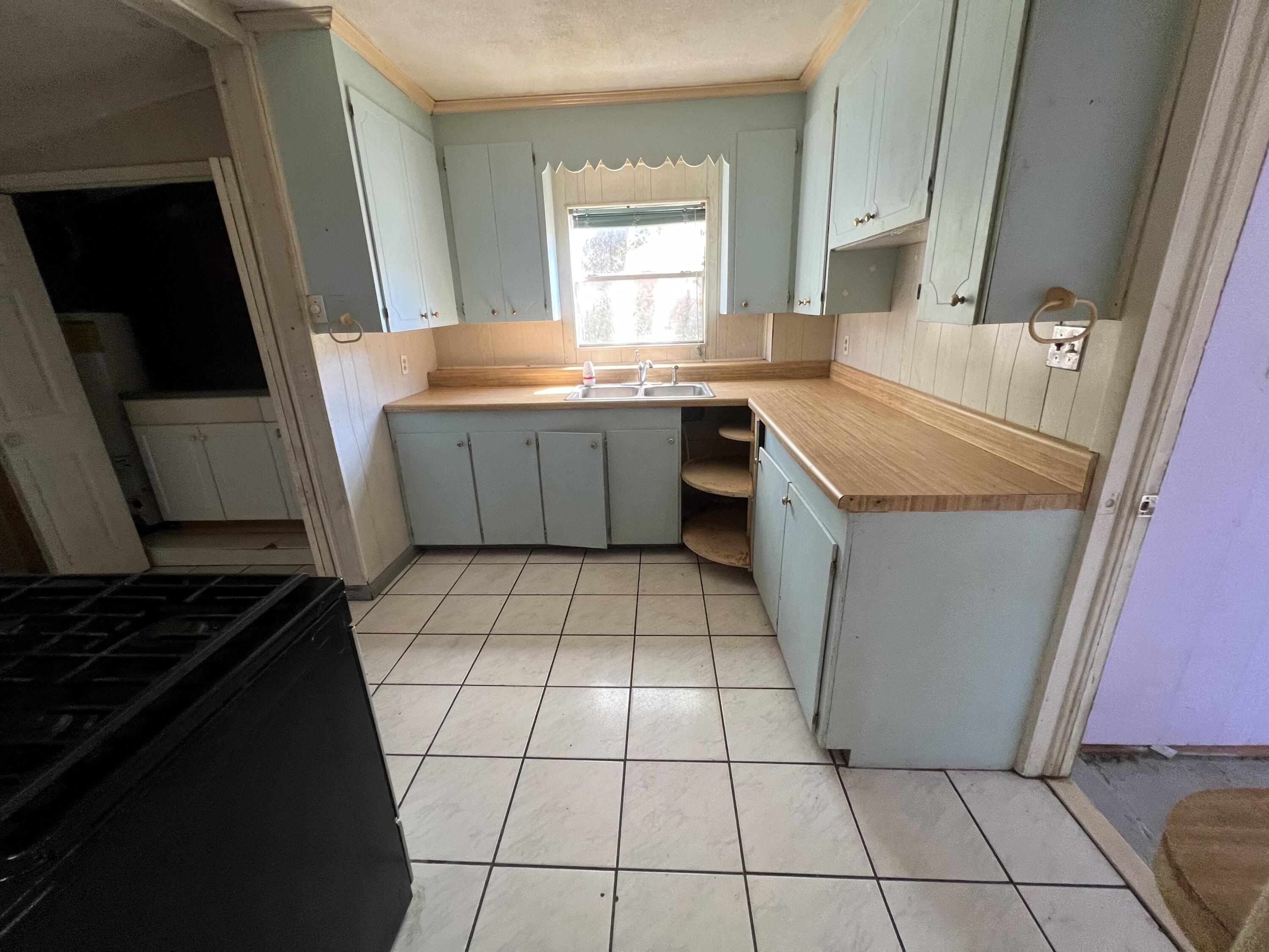 301 Victory Lane Crestview, FL 32539 - Photo 5 of 19 IMG_7746