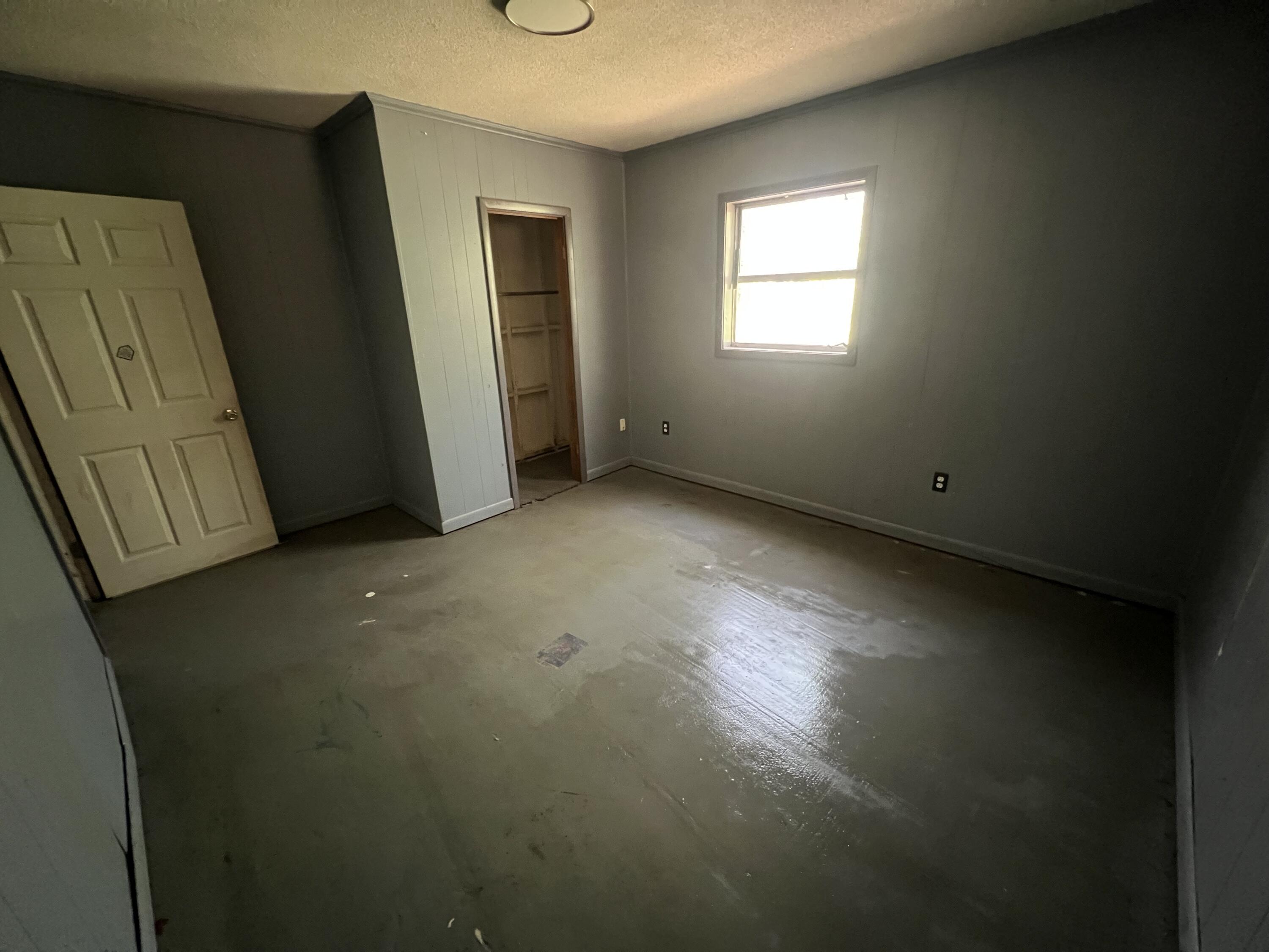 301 Victory Lane Crestview, FL 32539 - Photo 7 of 19 IMG_7738