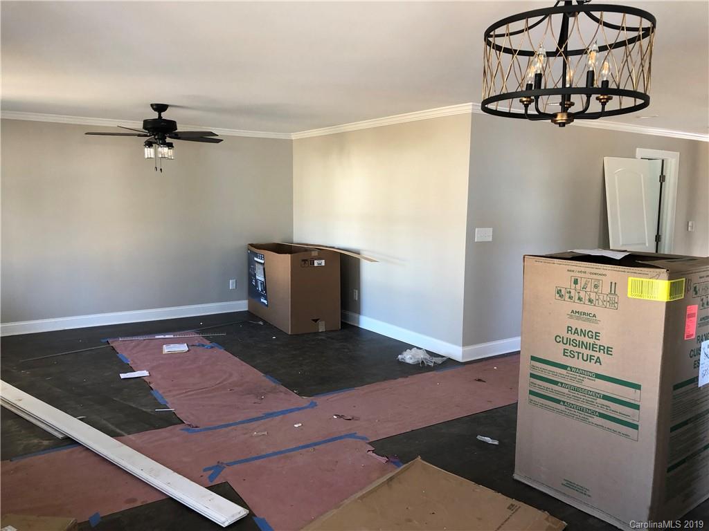 1708 South Point Road Belmont, NC 28012 - Photo 3 of 26 Gallery Image 3