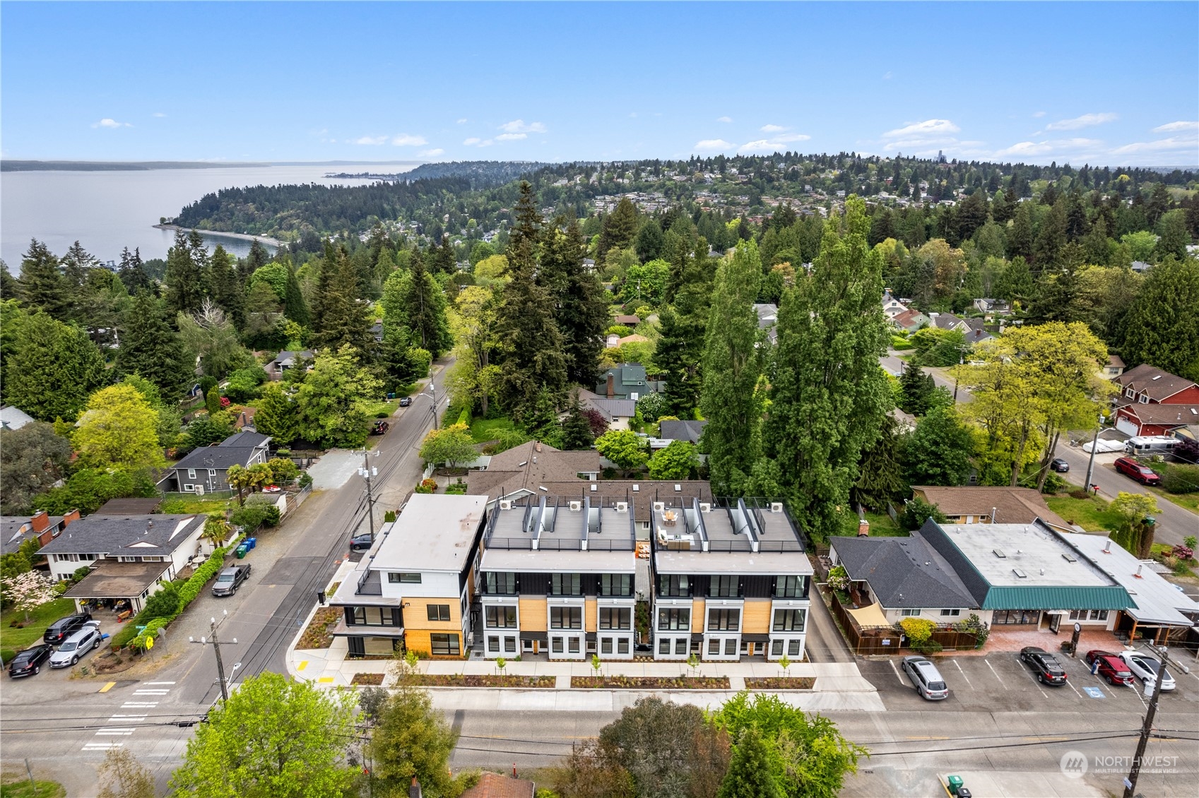 4218 Southwest 100th Street Seattle, WA 98136 - Photo 32 of 39 Gallery Image 32