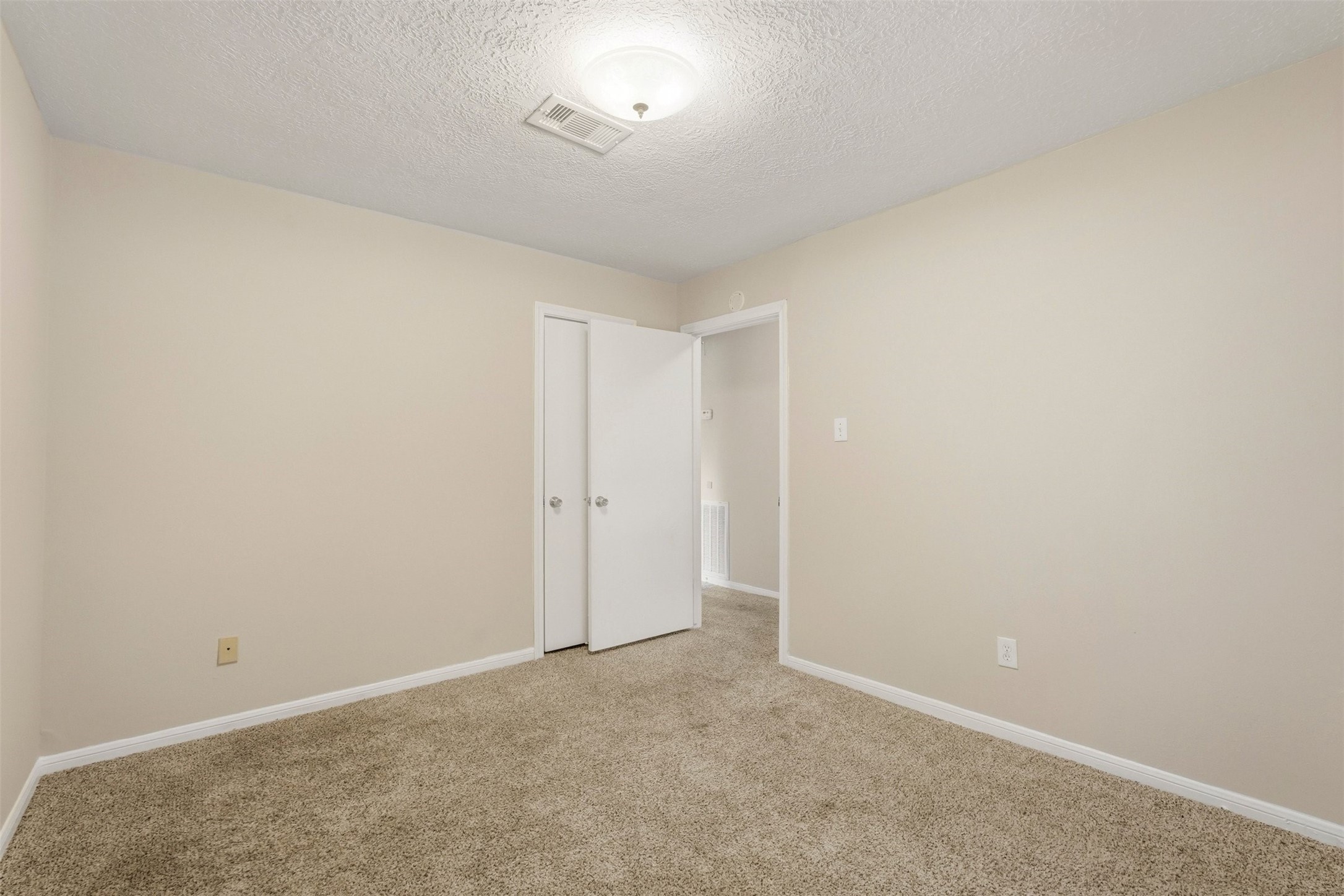 810 Sunnybrook Lane Baytown, TX 77521 - Photo 21 of 27