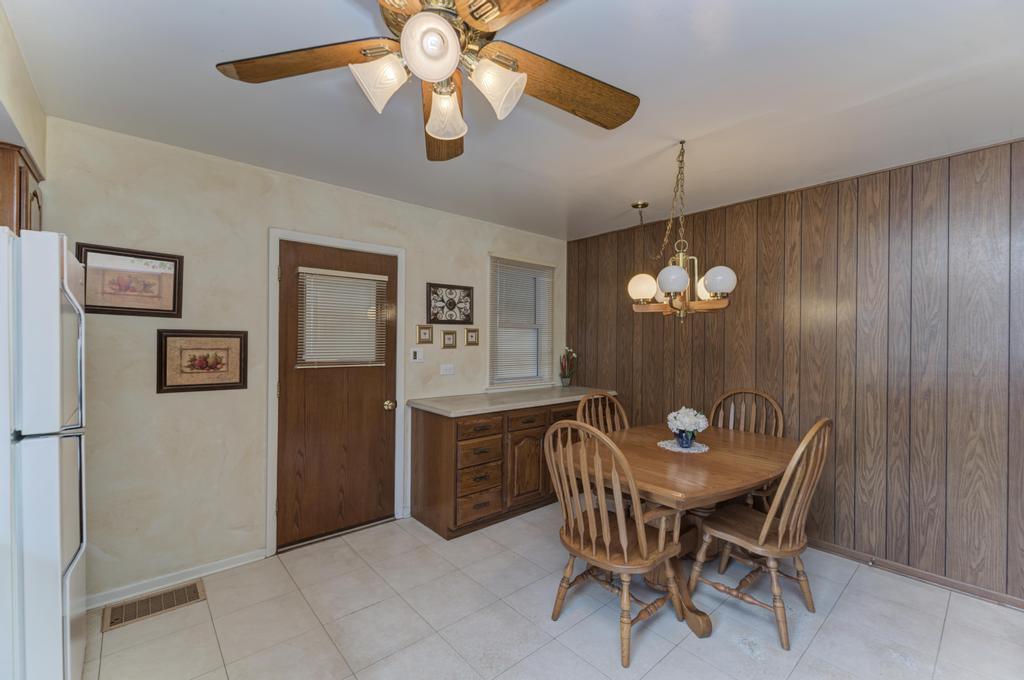 14 North Wisconsin Avenue Addison, IL 60101 - Photo 11 of 28