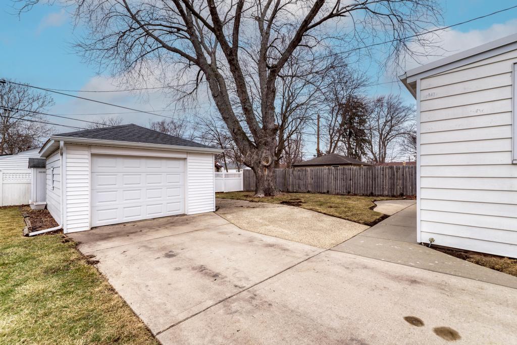 14 North Wisconsin Avenue Addison, IL 60101 - Photo 24 of 28