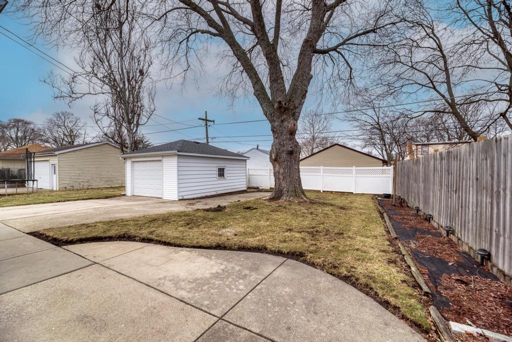 14 North Wisconsin Avenue Addison, IL 60101 - Photo 27 of 28