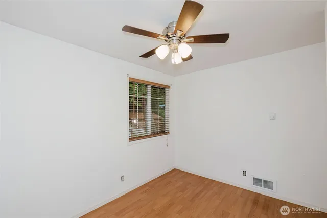 $550,000 | 7600 Sandy Way Northeast, Poulsbo, WA 98370