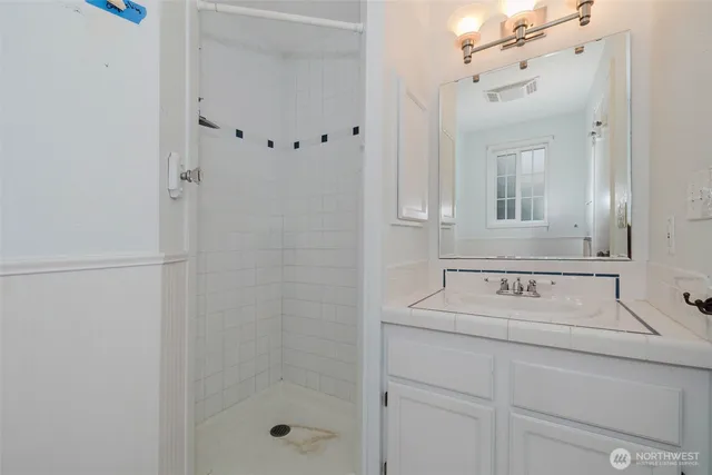 $550,000 | 7600 Sandy Way Northeast, Poulsbo, WA 98370