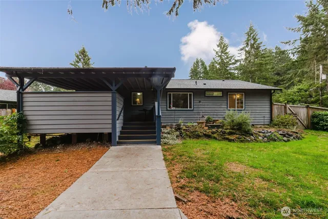 $550,000 | 7600 Sandy Way Northeast, Poulsbo, WA 98370