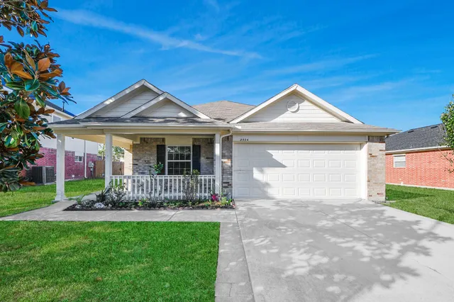 $2,150 | 3504 Wheatfield Court, Pearland, TX 77581