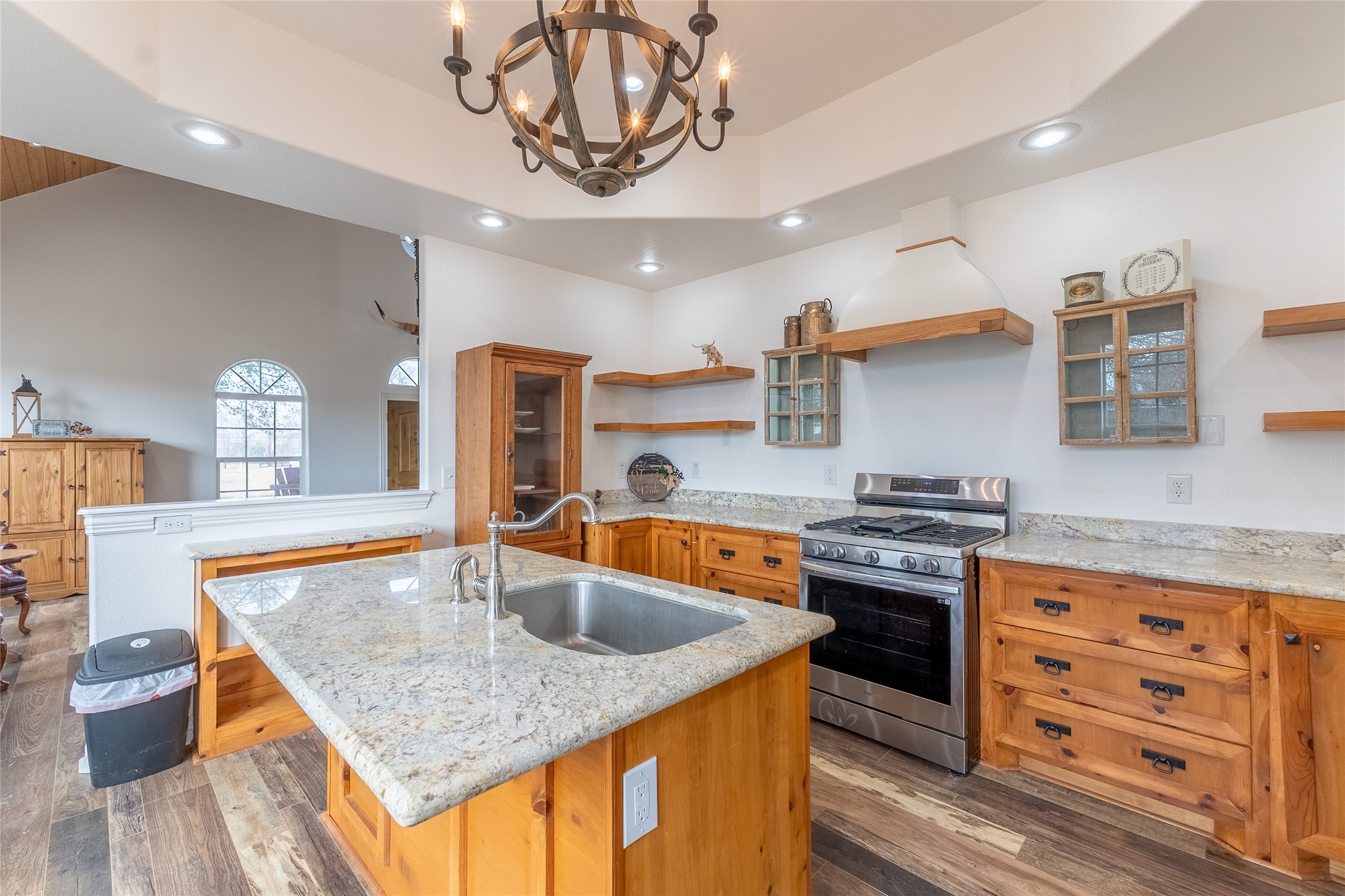 105 County Road 2239 Cleveland, TX 77327 - Photo 7 of 28