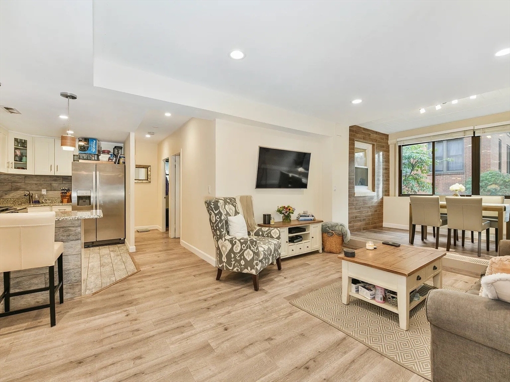 18 Juniper Street, Unit 47 Brookline, MA 02445 - Photo 1 of 11