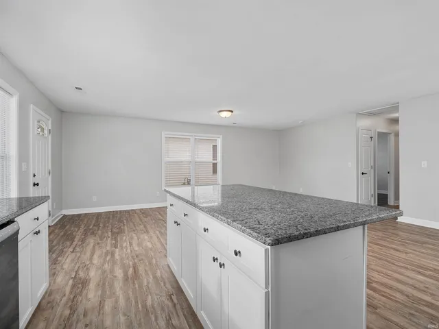 $249,000 | 2429 Dodge Avenue, Fort Wayne, IN 46805