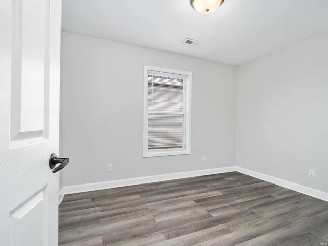 $249,000 | 2429 Dodge Avenue, Fort Wayne, IN 46805