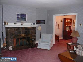 7201 Hilltop Road Upper Darby, PA 19082 - Photo 4 of 10