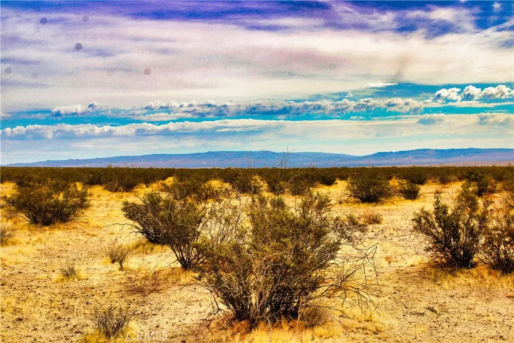 777 Valley Wells Road Hinkley, CA 92347 - Photo 41 of 50 a view of an ocean and beach