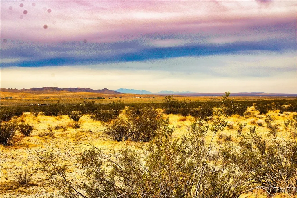 777 Valley Wells Road Hinkley, CA 92347 - Photo 44 of 50 a view of an ocean