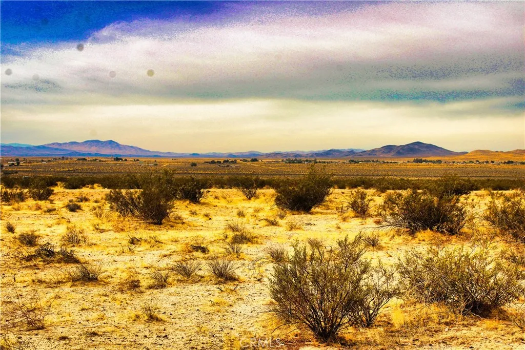 777 Valley Wells Road Hinkley, CA 92347 - Photo 50 of 50 a view of lake view and mountain view