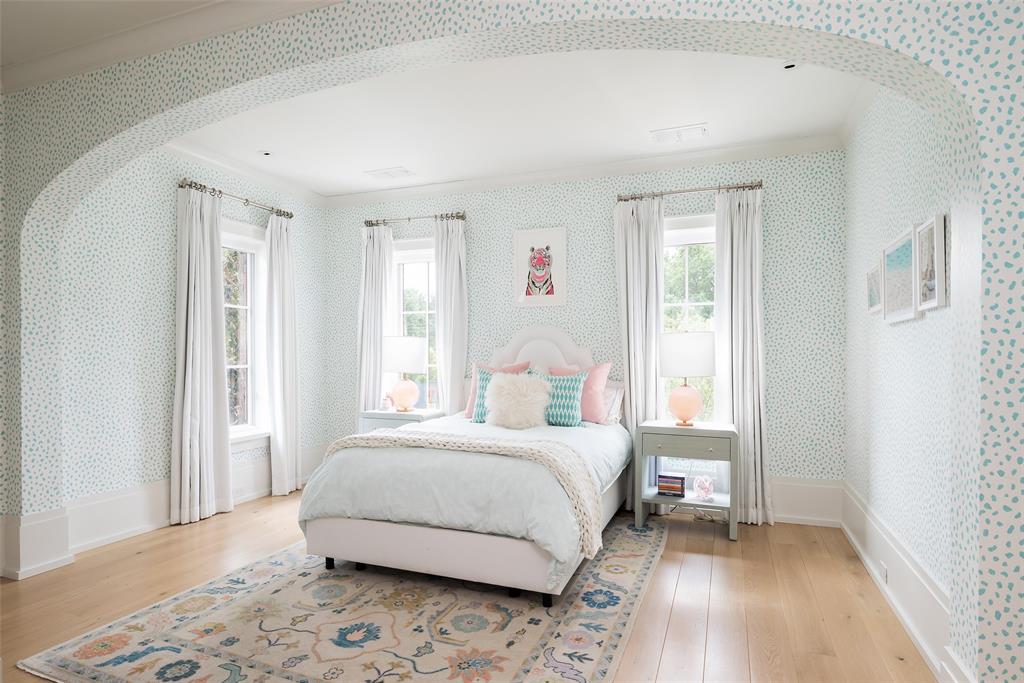 17 Robledo Drive Dallas, TX 75230 - Photo 28 of 40 a bedroom with a bed and a window