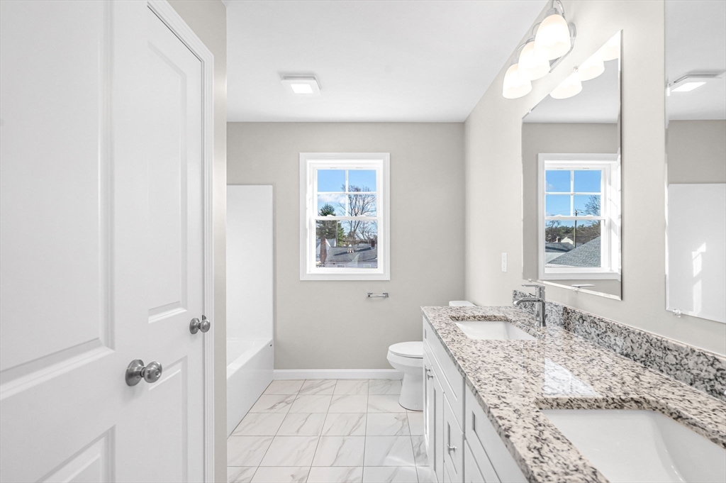 39 Wallace Street Springfield, MA 01119 - Photo 33 of 39