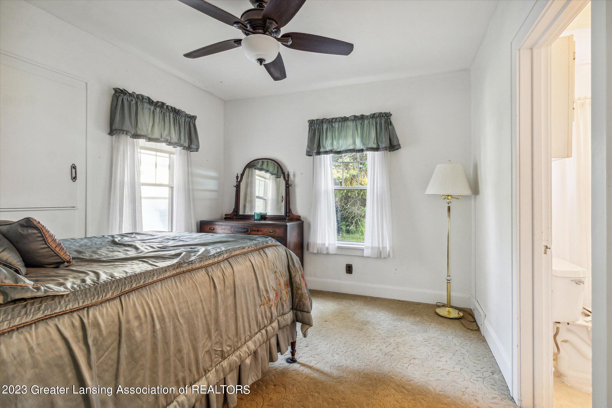 719 Bretton Road Lansing, MI 48917 - Photo 20 of 41 21-photo-21