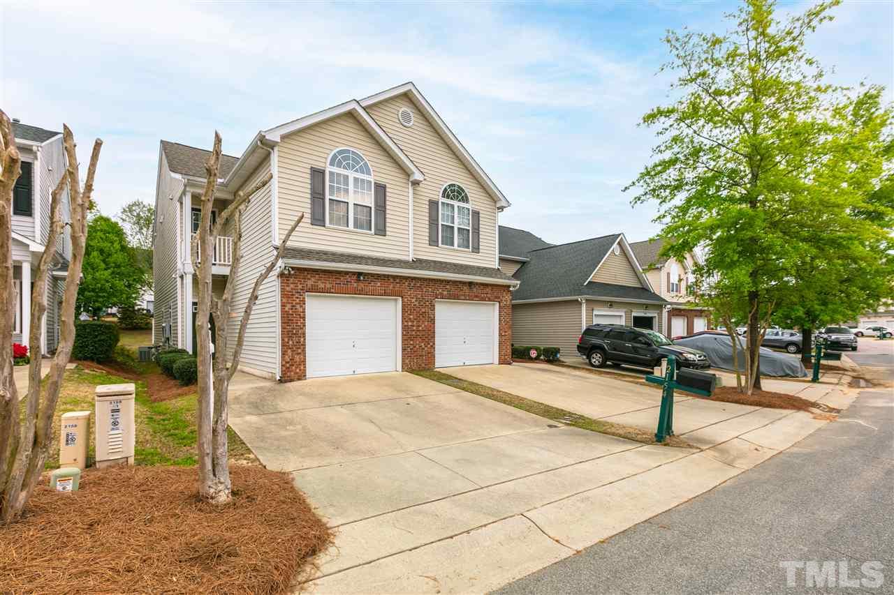 2154 Metacomet Way Raleigh, NC 27604 - Photo 2 of 30
